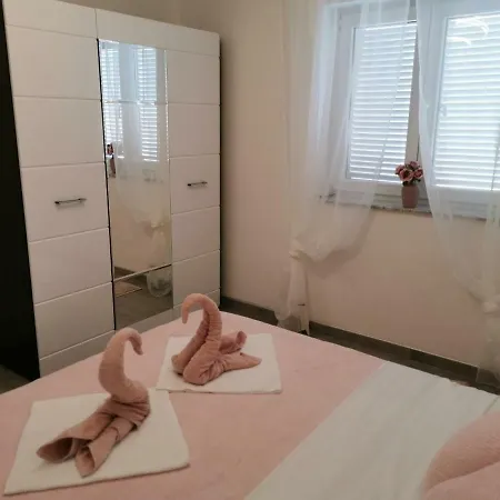 Zdenka Apartman Novi Vinodolski