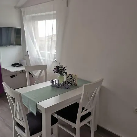 Zdenka Apartment