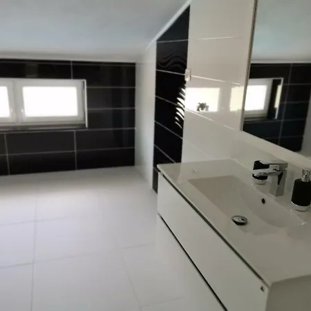 Zdenka Apartment