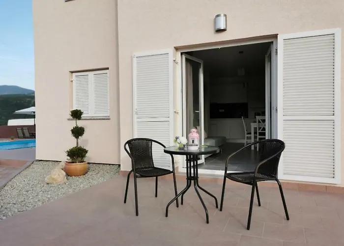 Zdenka Апартаменты Нови-Винодолски